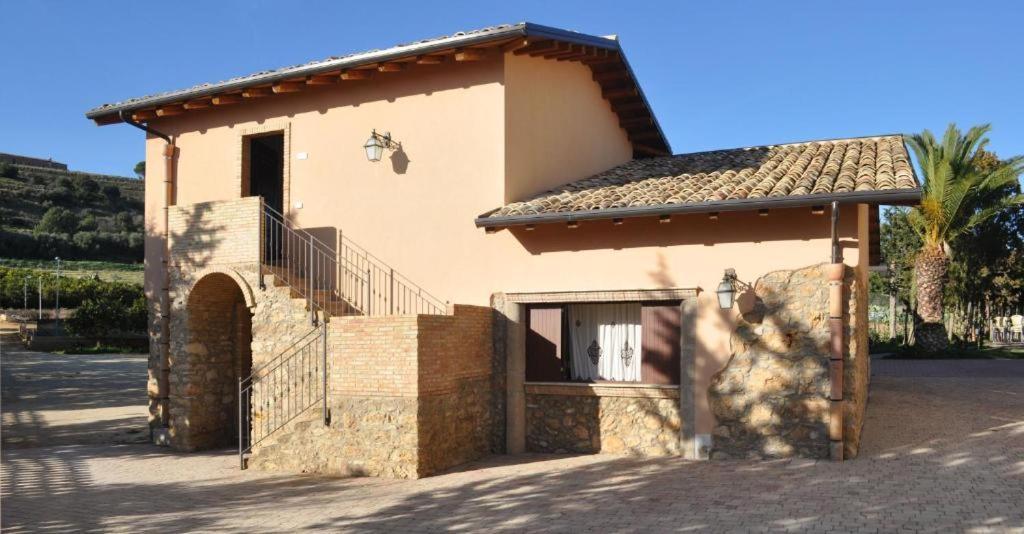 Tenuta Bellaprima Caltagirone Niscemi Exterior photo
